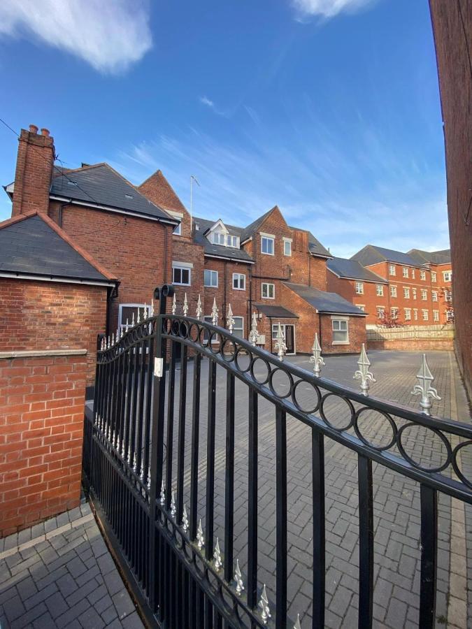 Penthouse Apt8 Apartamento Wolverhampton Exterior foto